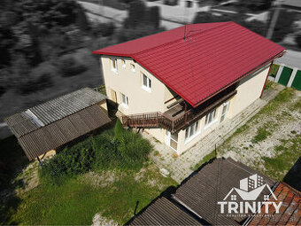 Na predaj Podlažný rodinný dom / Penzión v obci Radava