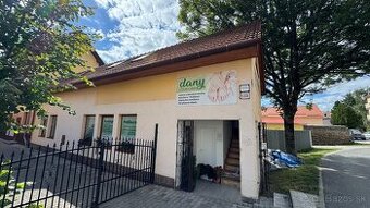 Dom na podnikanie v centre mesta, Spišská Nová Ves