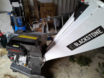 Predám drvič konárov