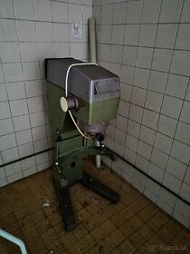 Kuchynský robot (mixér, miešačka, šľahač) KERIPAR 60L