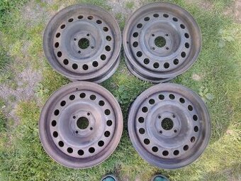 Originálne plechové disky na Renault 14"