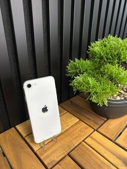 ► Apple iPhone SE 2020 64 GB │ Záruka 1 rok