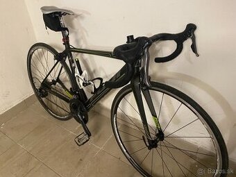 Cesny karbonovy fuji bicykel vel.S