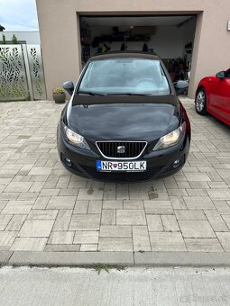 SEAT Ibiza čierna metalíza