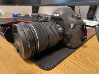 Canon EOS 5D Mark III + objektívy + blesk + doplnky
