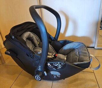 KIDDY Autosedačka Evoluna i-size 2 + Isofix základňa 40-83 c