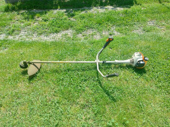 Benzinovy krovinorez Stihl FS55