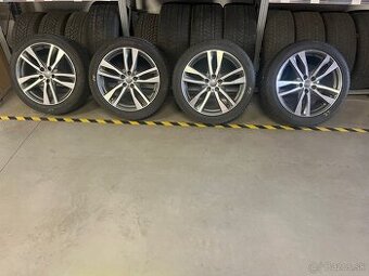Audi A6 C8 originál kolesá 245/45 R19 102V zimná sada