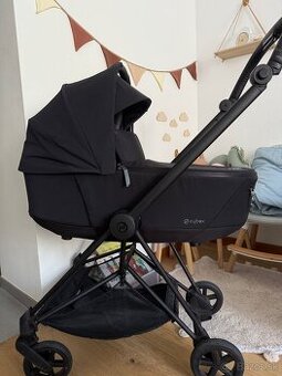 Vanička cybex mios 3.0 deep black