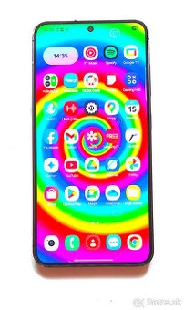 samsung galaxy S24,,pekny stav,vykonny a vyborne foti