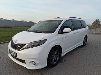 Toyota Sienna 3,5 SE 2015/16 BÍLÁ PERLA TOP STAV