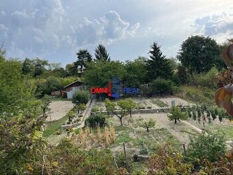 2 Záhrada na predaj - Rača v lokalite Frýdky - Fongová ul., 