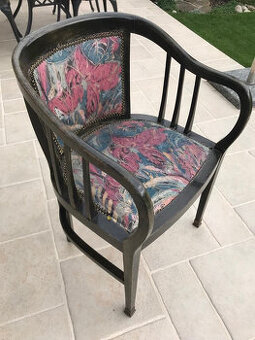 starožitne kreslo- stolička