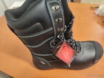 Zimná pracovná obuv