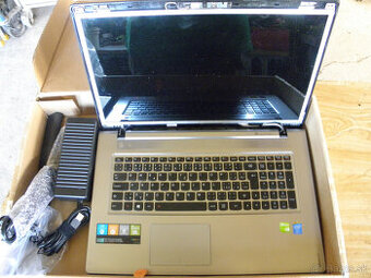 Predám suciastky 2ks Lenovo ideapad Z710