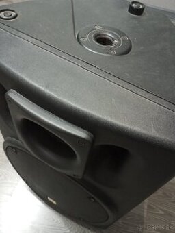 Aktívny subwoofer