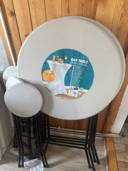 Predám stoly a stoličky