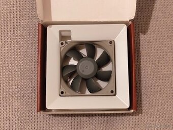 Noctua NF-R8 redux