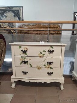 Maľovaná komoda