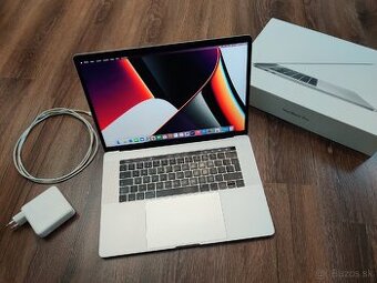 MacBook Pro 15" 2018 i7-2,6Ghz/Rx560x/16GB/512GB