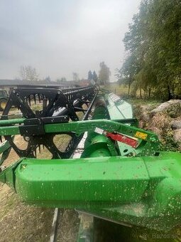 John Deere 730X
