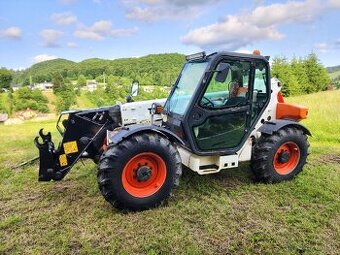 Predám teleskopický manipulátor značky bobcat t3571