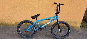 BMX - 1