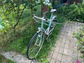 Dámsky bicykel.