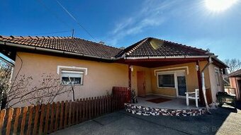 MAĎARSKO - SZENDRO 2 IZBOVÝ PEKNÝ ZREKONŠTRUOVANÝ RODINNÝ DO