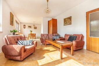 Na predaj - 6i RD Bratislava - Jarovce, 781 m² pozemok, poho