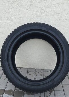 225/45 R17 Zimne Pneu Matador