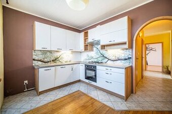 TOREA - 3i BYT NA PREDAJ, 71m2, SVÄTOPLUKOVA UL., PEZINOK SE