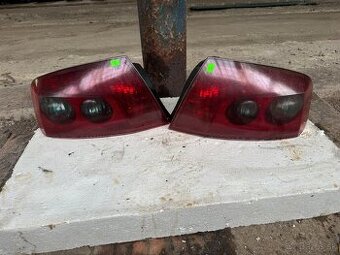 Zadne svetla peugeot 407