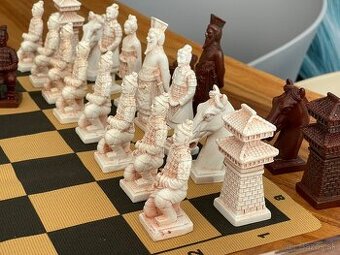 Šachy orient Chess šachove figúrky