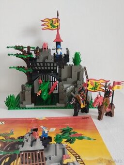 LEGO Castle 6076 Dark Dragon's Den