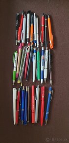 Predám zbierku pier