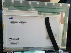 14,1 palcový LCD z TOSHIBA SATELLITE PRO 4200