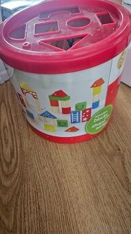 Drevene kocky vo vedierku