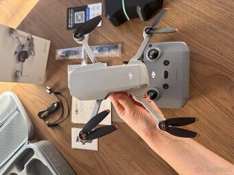 DJI mini 4K dron + ovládač TOP STAV