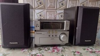 Predám mini Hi-fi systém Panasonic viď foto cena 80 eur.