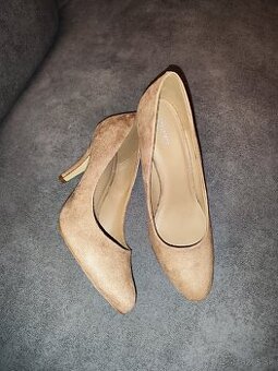 Dámske lodičky veľ 40