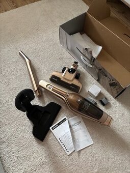 Tycovy vysavac SENCOR