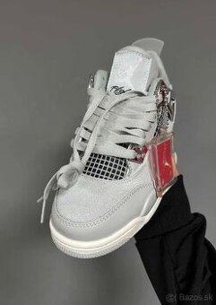 Nike Air Jordan 4 Frozen Moments