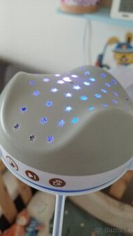 Hudobný kolotoč s projektorom 3 v 1 Infantino