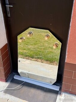 Hollywood dizajnové zrkadlo s osvetlením