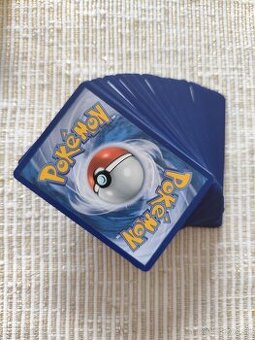 Predám Pokémon karty - 150 ks