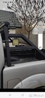 Rám na nissan d40