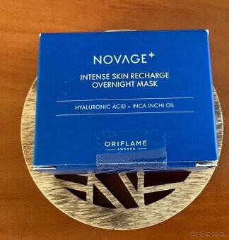 Revitalizačná nočná pleťová maska Novage+