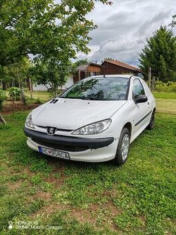 Peugeot 206 1.4 benzín 2005