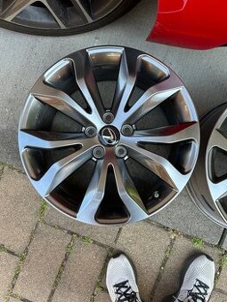 Disky 18 palcov. 18x7,5J, 5x114,3 R18